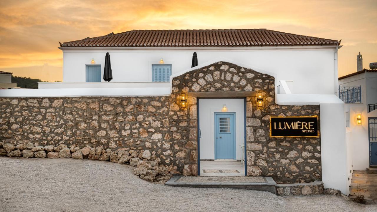 Lumiere Spetses Hotel Bagian luar foto