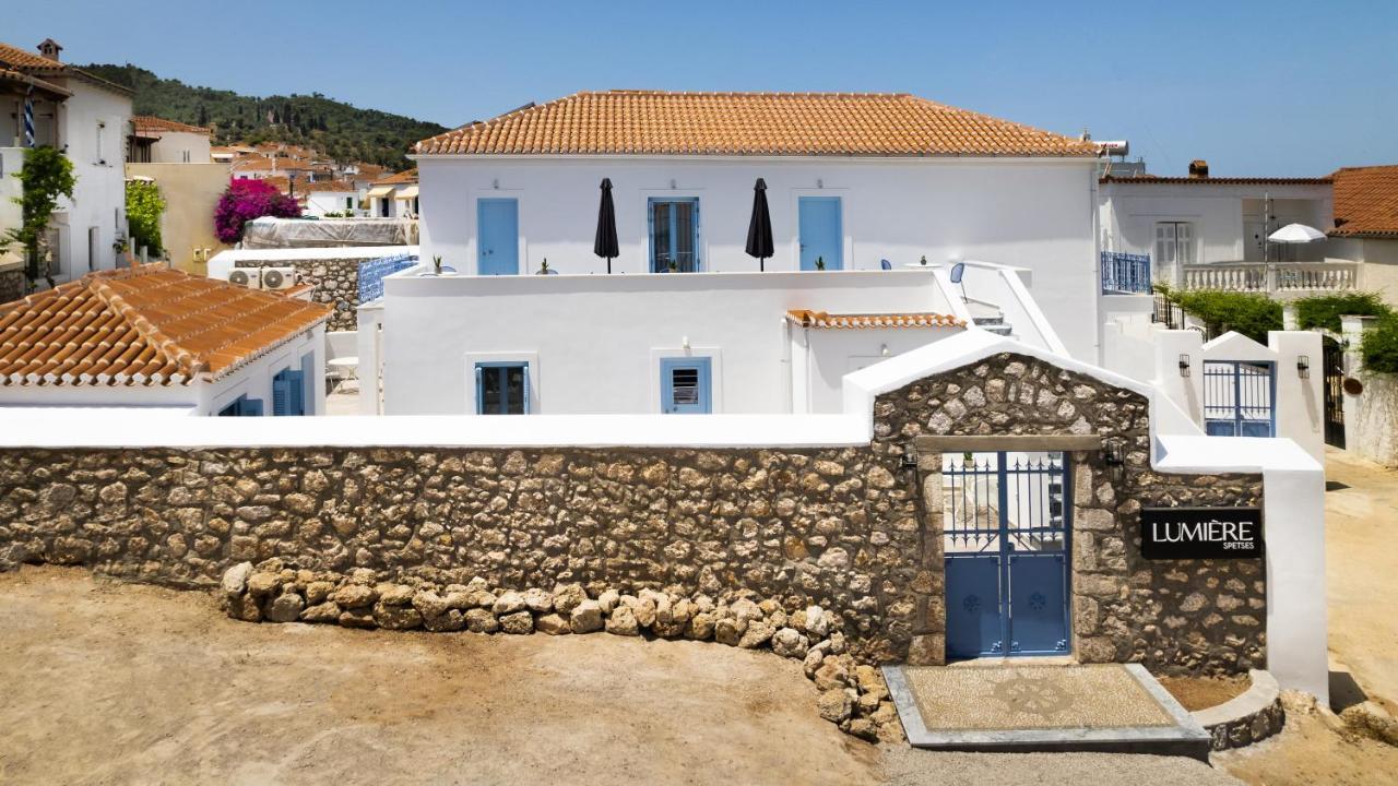 Lumiere Spetses Hotel Bagian luar foto