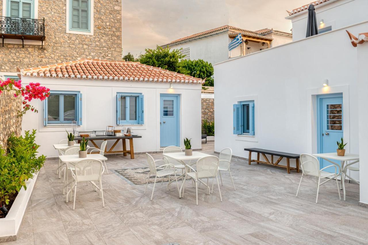 Lumiere Spetses Hotel Bagian luar foto