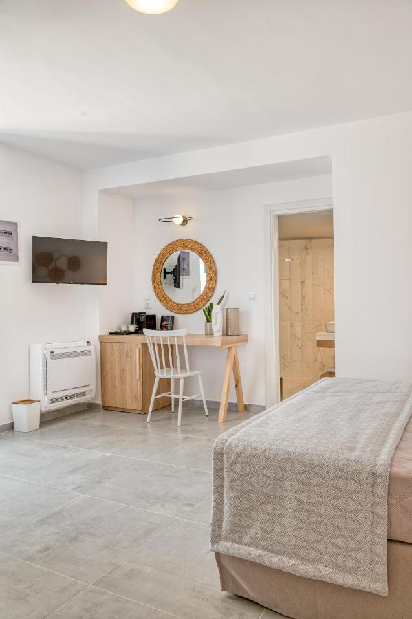 Lumiere Spetses Hotel Bagian luar foto