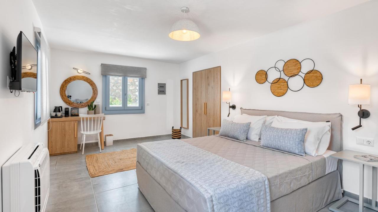 Lumiere Spetses Hotel Bagian luar foto