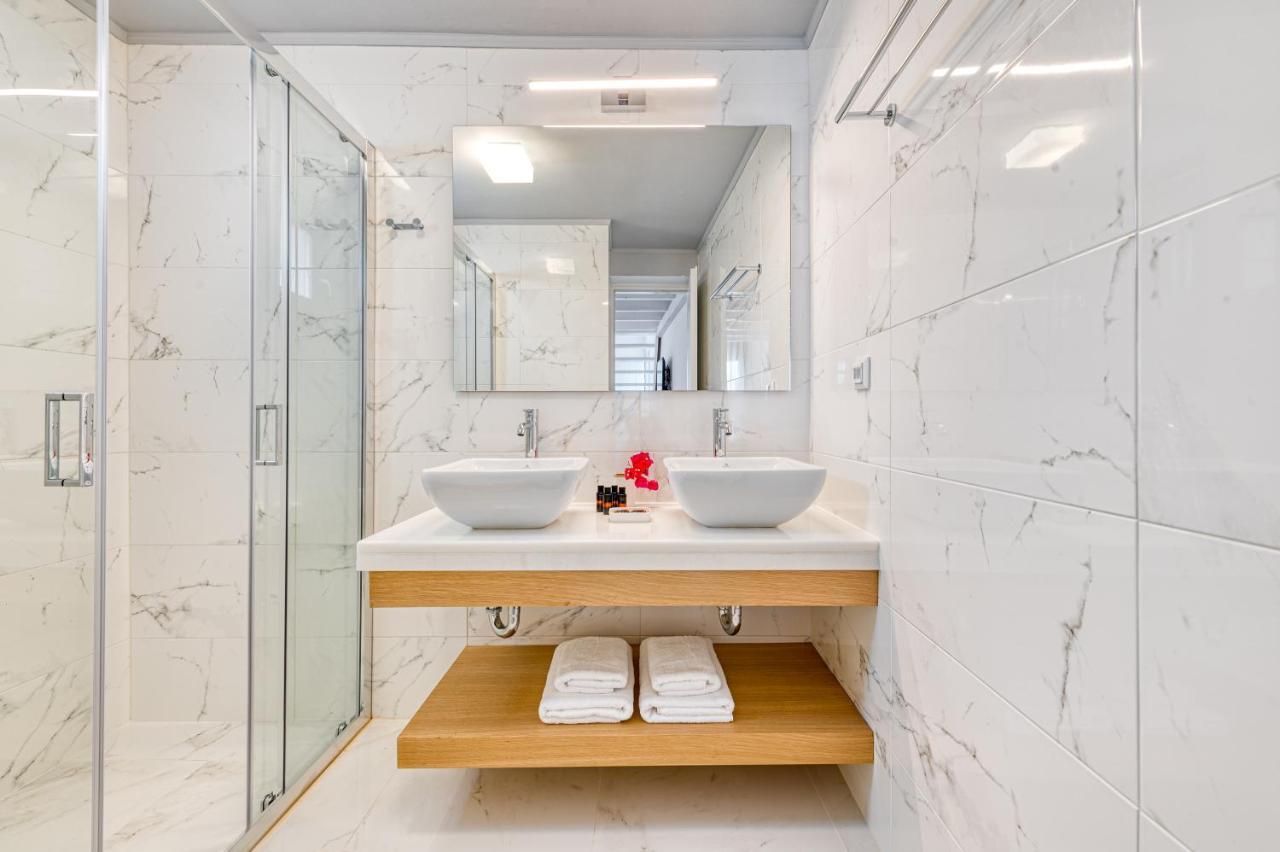 Lumiere Spetses Hotel Bagian luar foto