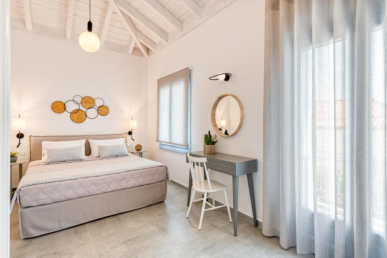 Lumiere Spetses Hotel Bagian luar foto