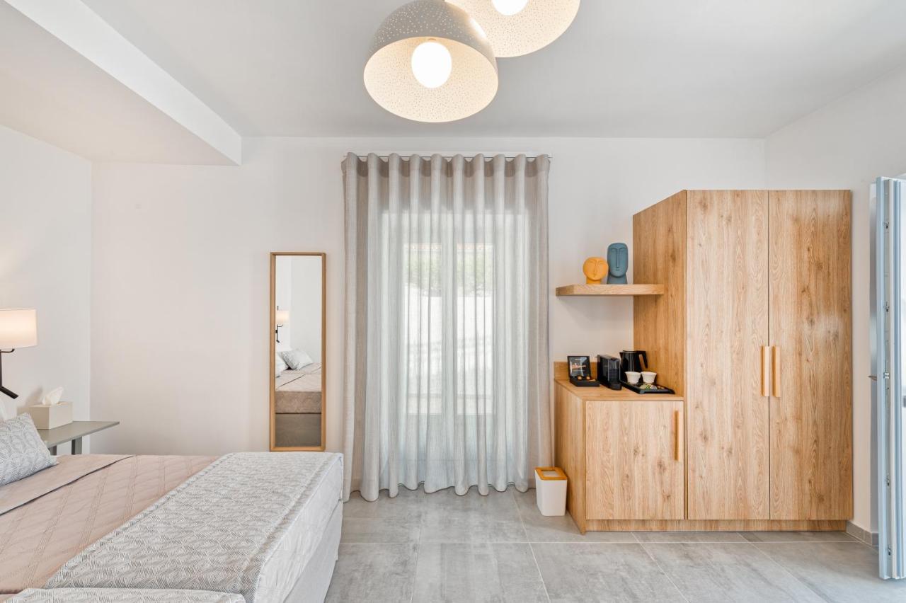 Lumiere Spetses Hotel Bagian luar foto
